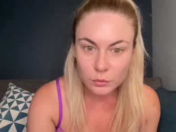 girl Huge Tit Cam with leannequeen113