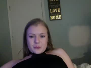 girl Huge Tit Cam with biigbb