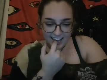 girl Huge Tit Cam with queensquirtfreak