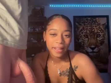 girl Huge Tit Cam with lunaa_11