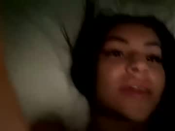 girl Huge Tit Cam with pinkpussie11
