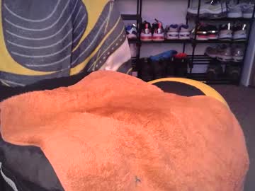 couple Huge Tit Cam with throatmybigcock95