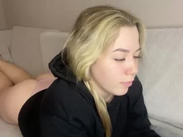 girl Huge Tit Cam with ember_bunny