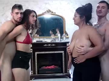 couple Huge Tit Cam with fullshow99