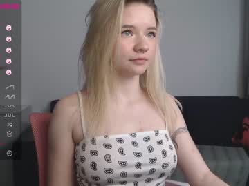 girl Huge Tit Cam with milaxaysy01