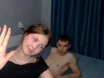 couple Huge Tit Cam with luckysex_