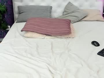 girl Huge Tit Cam with alissdaisyy