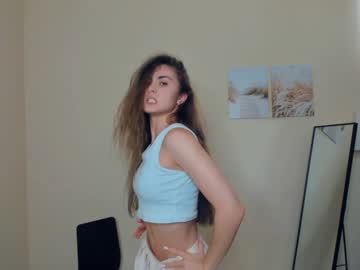 girl Huge Tit Cam with sweetfilling
