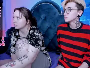 couple Huge Tit Cam with shypreettygirl