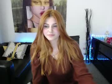 girl Huge Tit Cam with mila_redhead