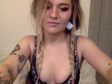 girl Huge Tit Cam with charmedcc4